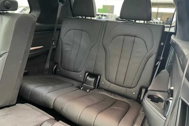 BMW X7 (Seria X) din 2022 cu 61.500 km - oferta BMW188335 - foto 8