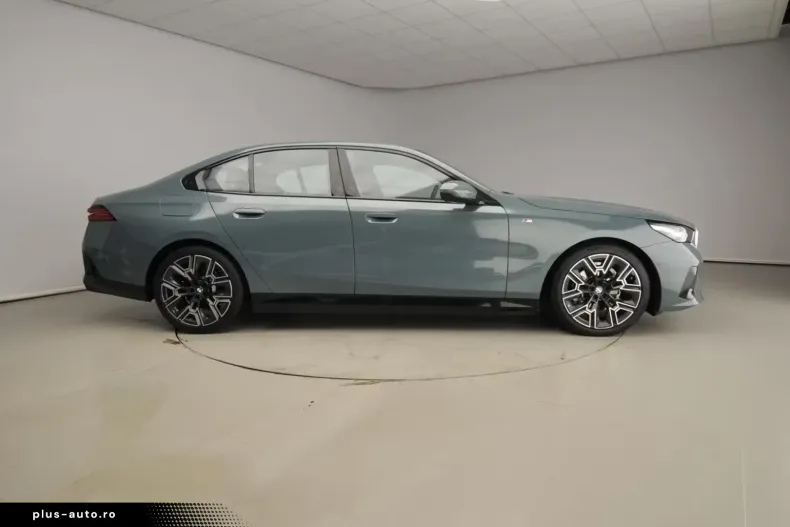 BMW 530 (Seria 5) din 2025 cu 30.000 km - oferta BMW188342 - foto 3