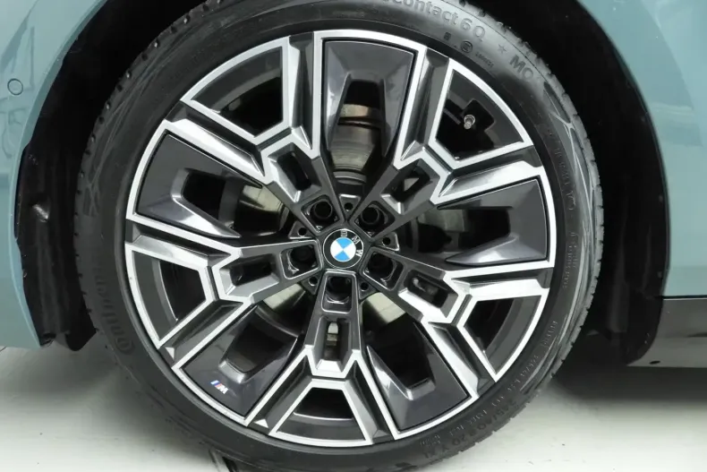 BMW 530 (Seria 5) din 2025 cu 30.000 km - oferta BMW188342 - foto 7