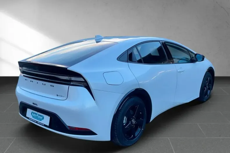 Toyota Prius din 2023 cu 9.600 km - oferta TOY188343 - foto 14