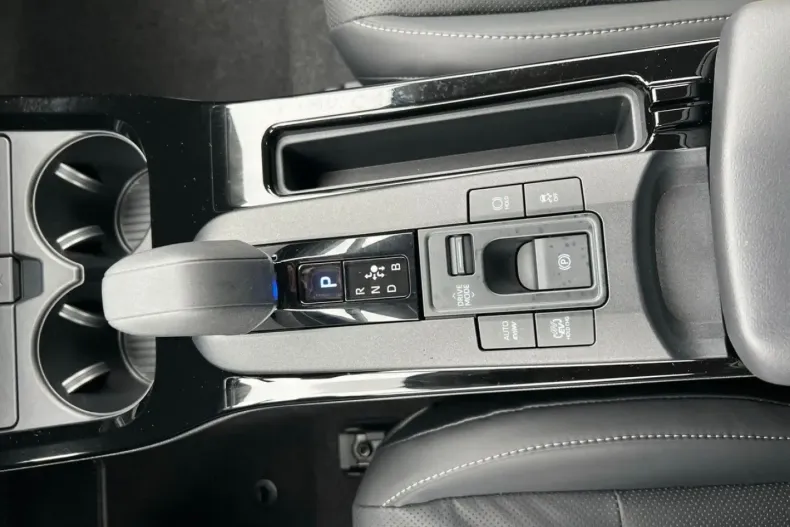 Toyota Prius din 2023 cu 19.000 km - oferta TOY188344 - foto 19