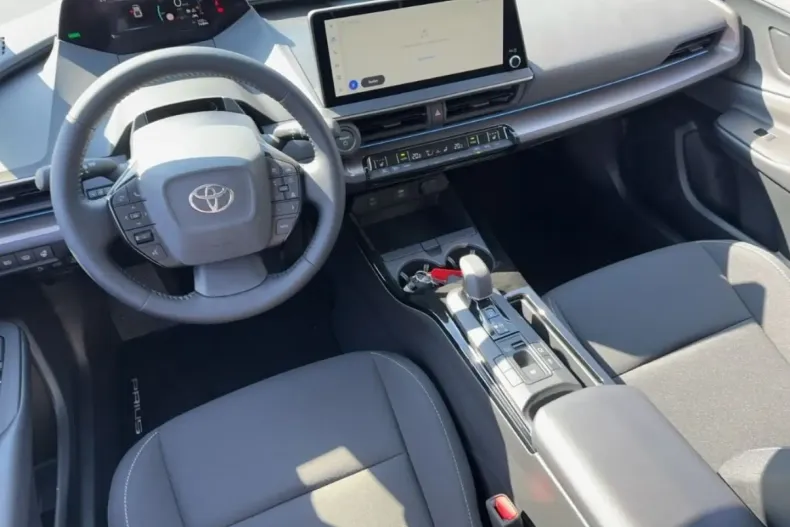 Toyota Prius din 2023 cu 9.935 km - oferta TOY188346 - foto 10