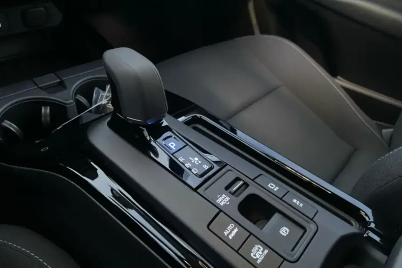 Toyota Prius din 2025 cu 4.990 km - oferta TOY188350 - foto 18