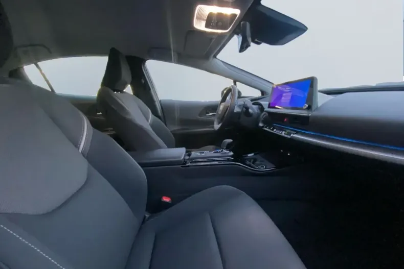 Toyota Prius din 2025 cu 4.990 km - oferta TOY188350 - foto 20