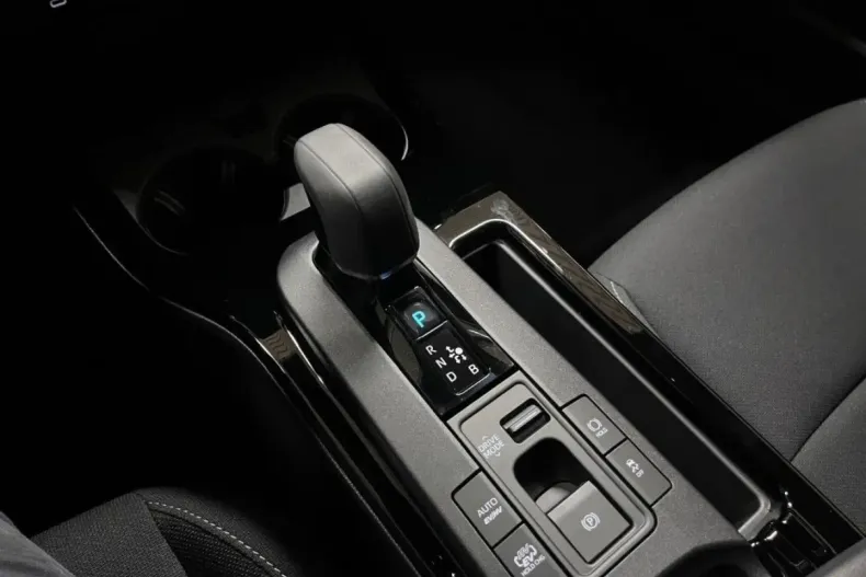 Toyota Prius din 2023 cu 45.000 km - oferta TOY188352 - foto 10