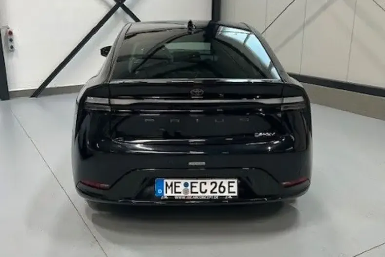 Toyota Prius din 2023 cu 31.500 km - oferta TOY188353 - foto 3