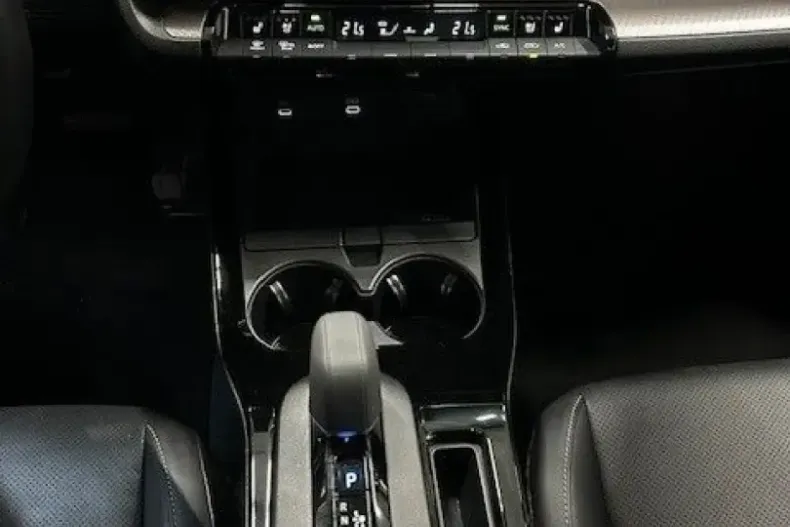 Toyota Prius din 2023 cu 31.500 km - oferta TOY188353 - foto 14