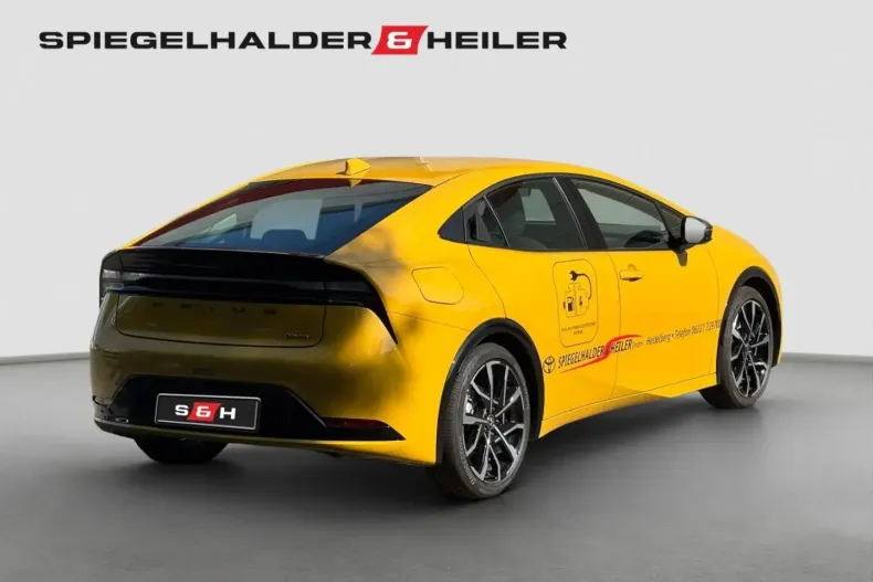 Toyota Prius din 2024 cu 8.500 km - oferta TOY188354 - foto 7