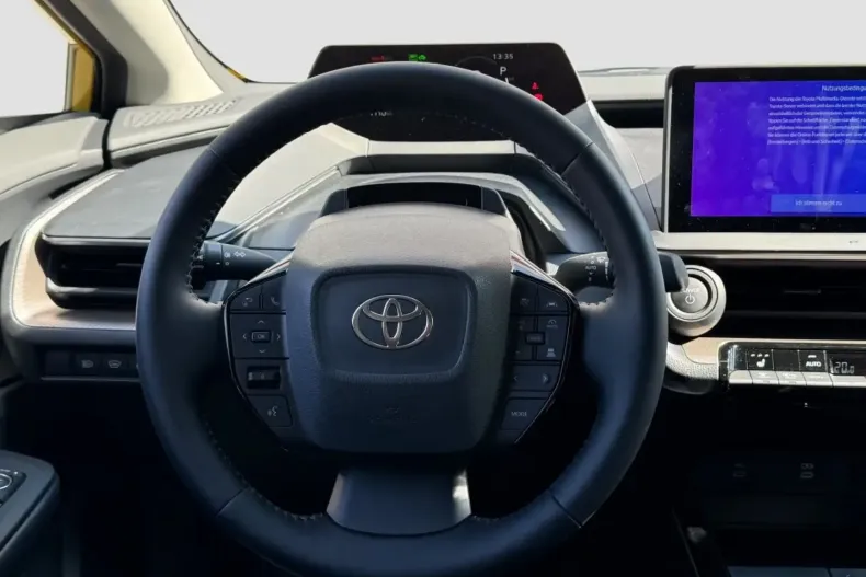 Toyota Prius din 2024 cu 8.500 km - oferta TOY188354 - foto 9