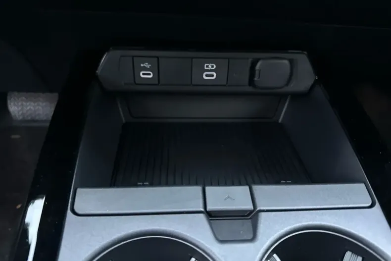 Toyota Prius din 2024 cu 25.000 km - oferta TOY188357 - foto 16