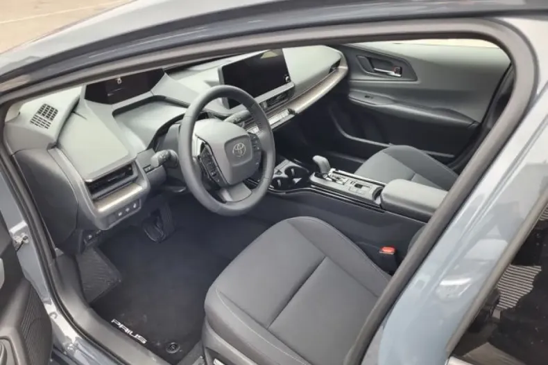 Toyota Prius din 2023 cu 2.000 km - oferta TOY188360 - foto 11