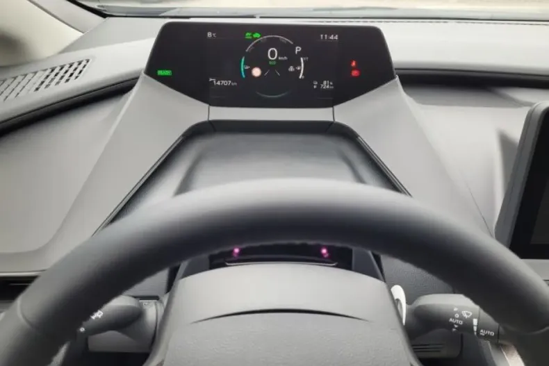 Toyota Prius din 2023 cu 2.000 km - oferta TOY188360 - foto 12