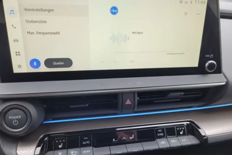 Toyota Prius din 2023 cu 2.000 km - oferta TOY188360 - foto 13