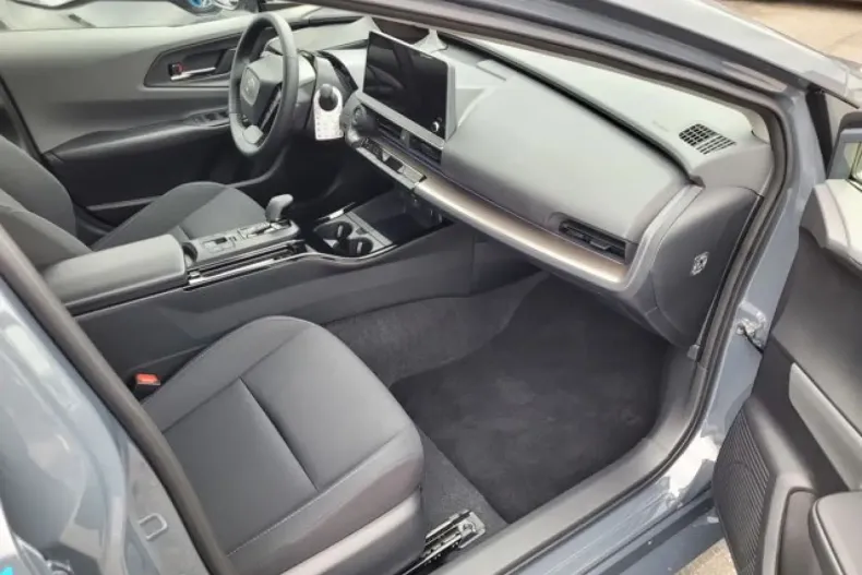 Toyota Prius din 2023 cu 2.000 km - oferta TOY188360 - foto 15