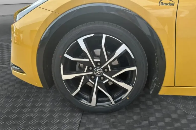 Toyota Prius din 2023 cu 33.500 km - oferta TOY188361 - foto 14