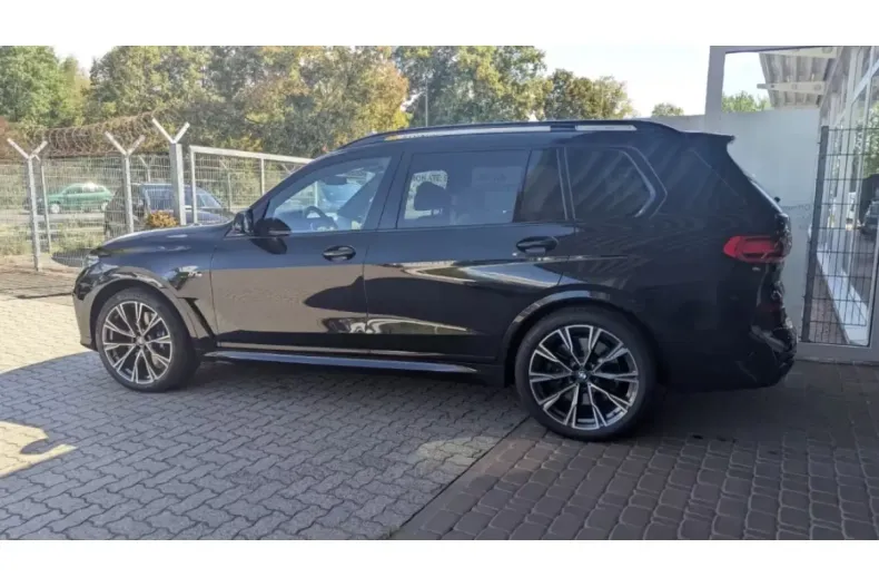 BMW X7 M50 (Seria X) din 2022 cu 55.980 km - oferta BMW188363 - foto 4