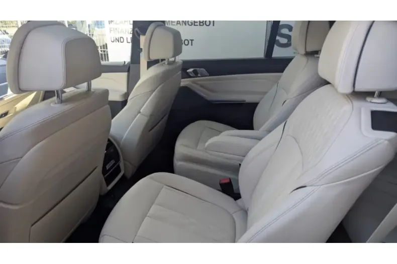 BMW X7 M50 (Seria X) din 2022 cu 55.980 km - oferta BMW188363 - foto 12