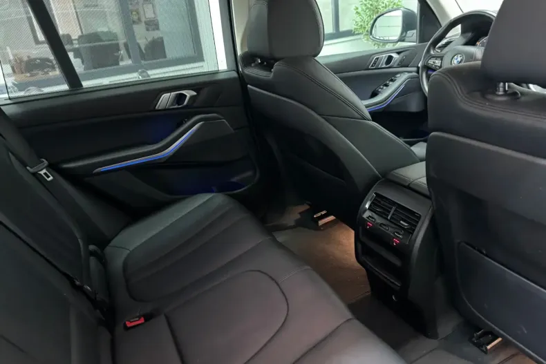 BMW X5 (Seria X) din 2021 cu 70.287 km - oferta BMW188369 - foto 13