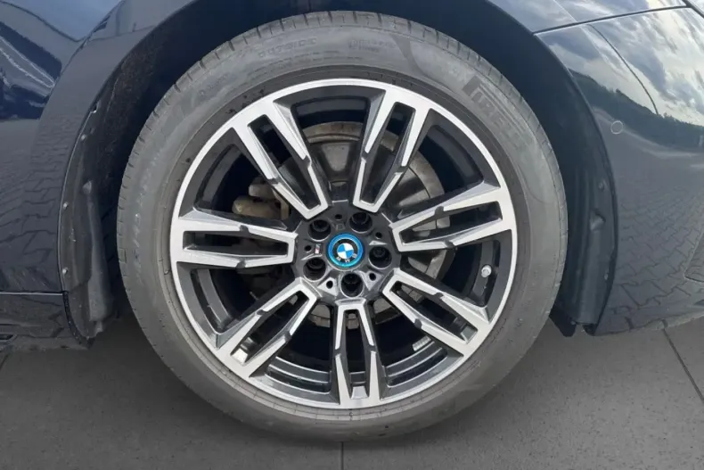 BMW 530 (Seria 5) din 2024 cu 42.514 km - oferta BMW188372 - foto 6