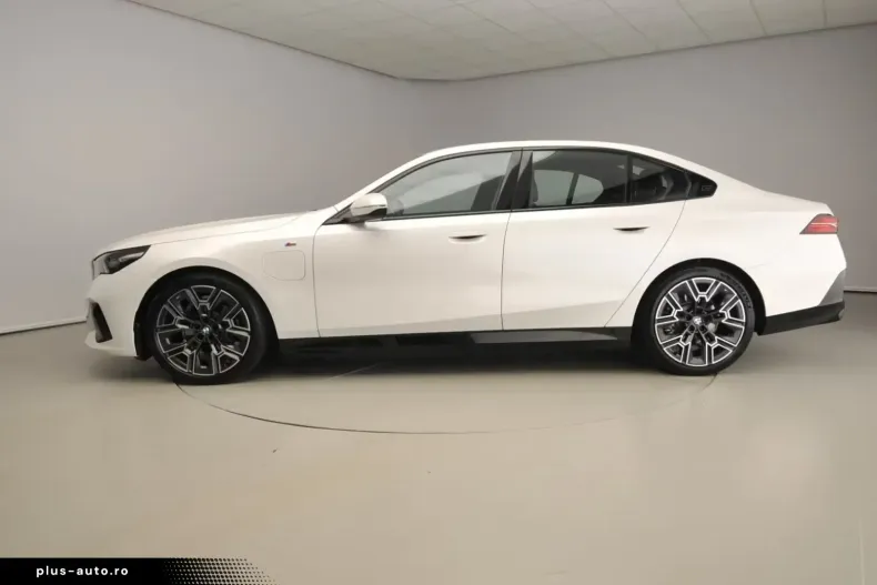 BMW 530 (Seria 5) din 2025 cu 28.000 km - oferta BMW188375 - foto 4