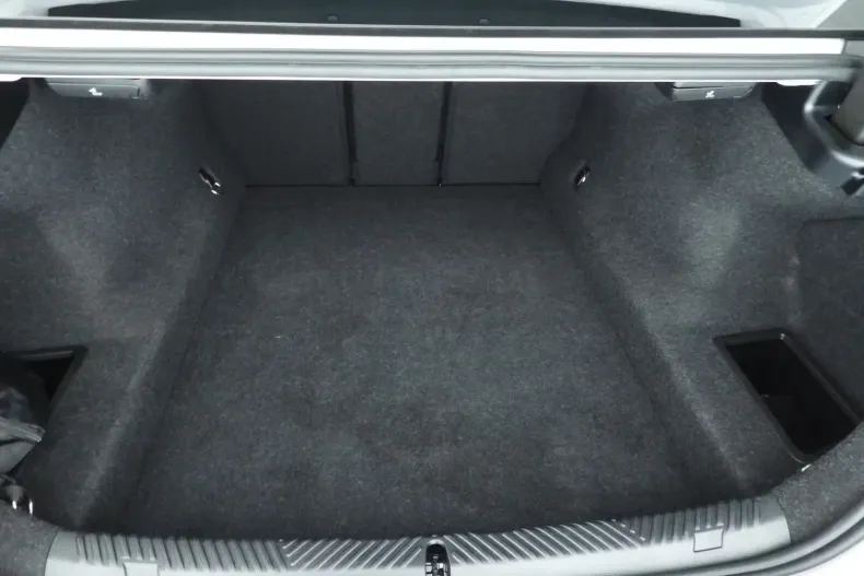 BMW 530 (Seria 5) din 2025 cu 28.000 km - oferta BMW188375 - foto 6