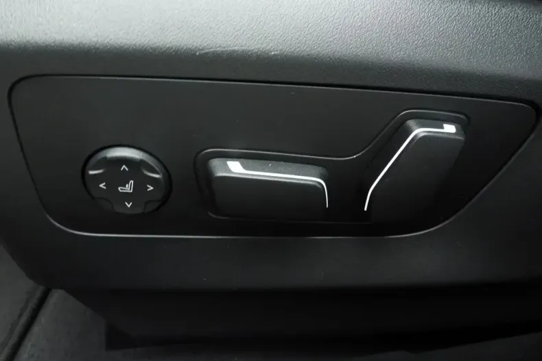 BMW 530 (Seria 5) din 2025 cu 28.000 km - oferta BMW188375 - foto 22