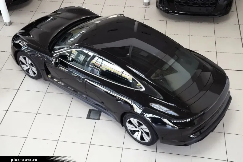 Porsche Taycan din 2021 cu 52.900 km - oferta POR188376 - foto 4