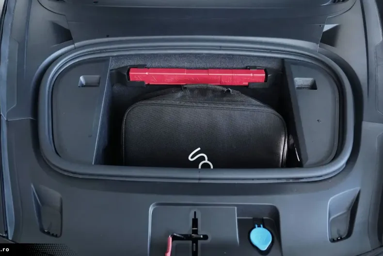 Porsche Taycan din 2021 cu 52.900 km - oferta POR188376 - foto 23