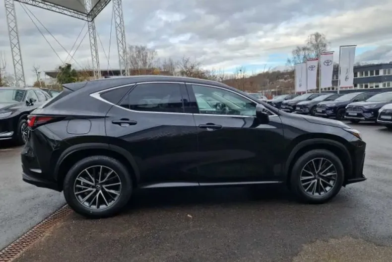 Lexus NX 450h din 2024 cu 11.312 km - oferta LEX188378 - foto 6