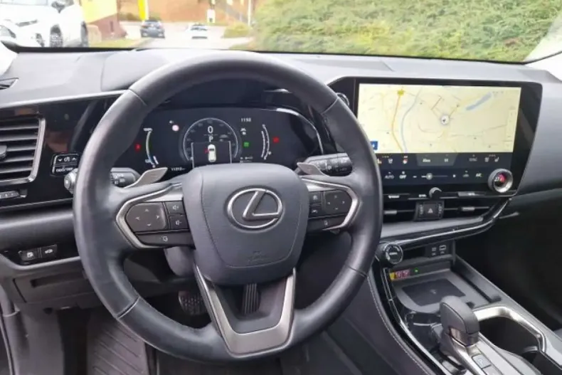 Lexus NX 450h din 2024 cu 11.312 km - oferta LEX188378 - foto 10