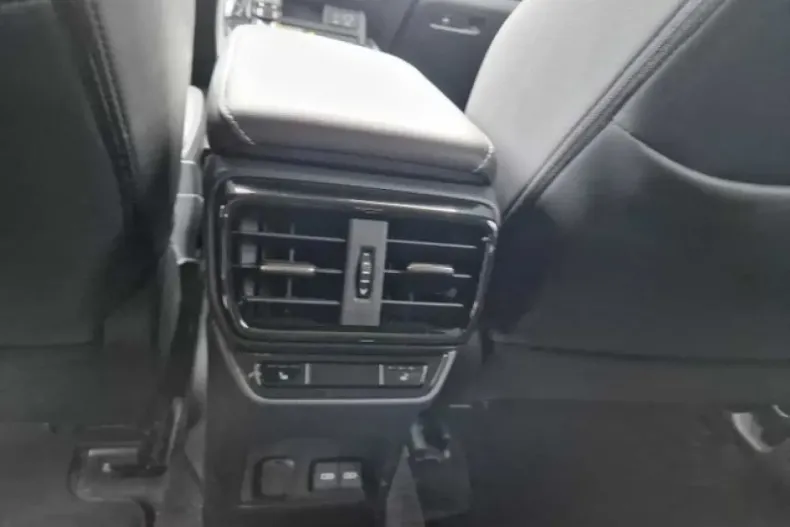 Lexus NX 450h din 2024 cu 11.312 km - oferta LEX188378 - foto 12