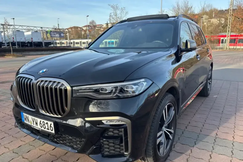 BMW X7 M50 (Seria X) din 2022 cu 15.000 km - oferta BMW188382 - foto 1
