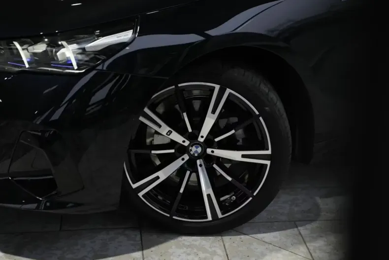 BMW 520 (Seria 5) din 2025 cu 10.000 km - oferta BMW188384 - foto 8