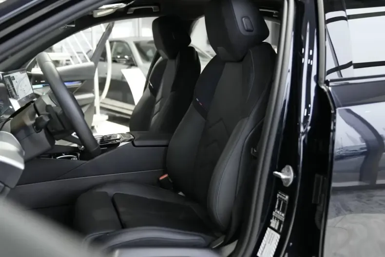 BMW 520 (Seria 5) din 2025 cu 10.000 km - oferta BMW188384 - foto 16