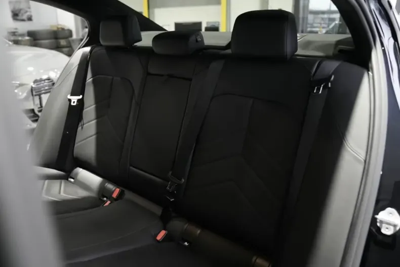 BMW 520 (Seria 5) din 2025 cu 10.000 km - oferta BMW188384 - foto 19