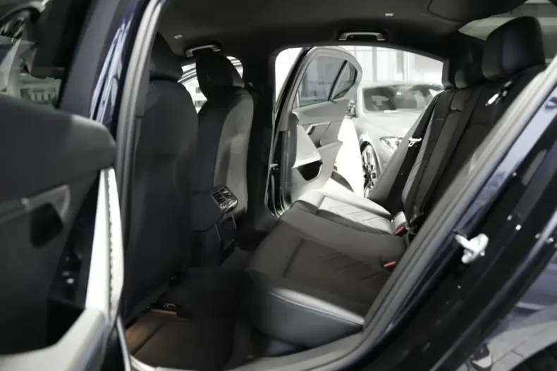 BMW 520 (Seria 5) din 2025 cu 10.000 km - oferta BMW188384 - foto 20