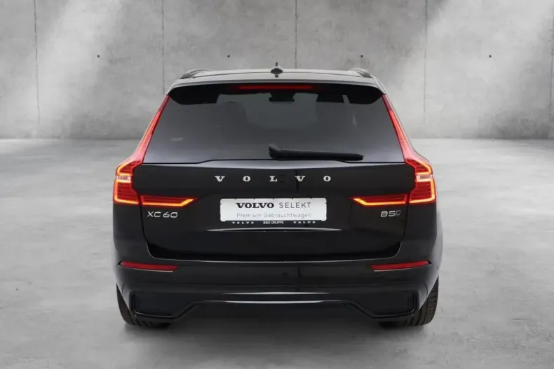 Volvo XC60 din 2025 cu 24.775 km - oferta VOL188386 - foto 5