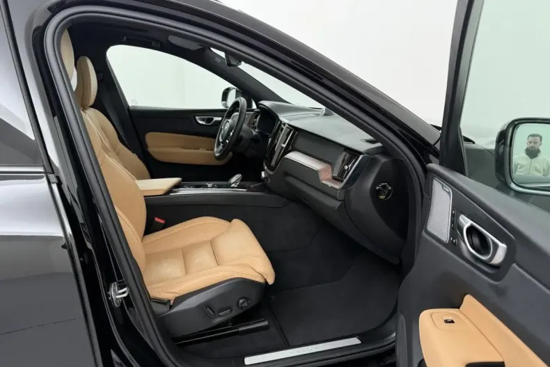 Volvo XC60 din 2025 cu 24.775 km - oferta VOL188386 - foto 19