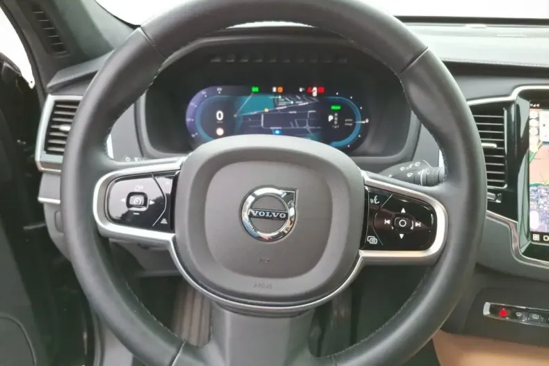 Volvo XC90 din 2025 cu 13.025 km - oferta VOL188387 - foto 14