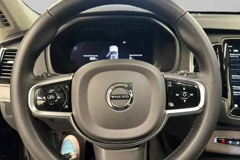 Volvo XC90 din 2024 cu 37.009 km - oferta VOL188388 - foto 11