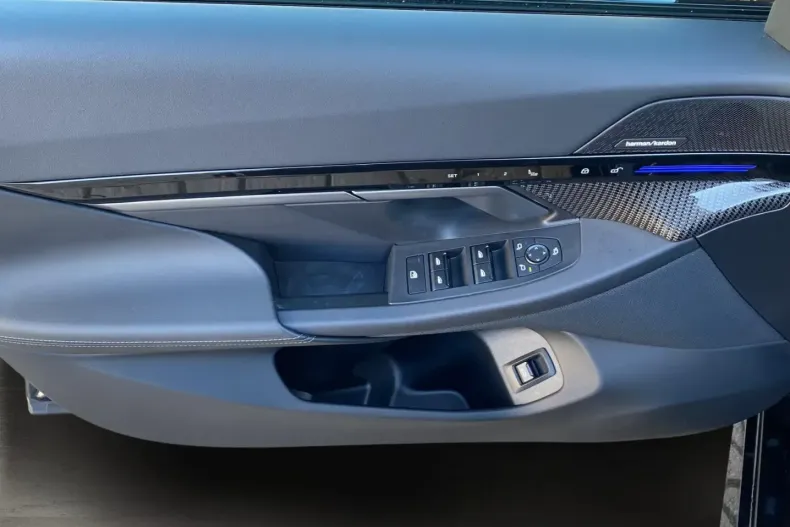 BMW 520 (Seria 5) din 2024 cu 22.200 km - oferta BMW188389 - foto 7