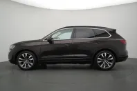 Volkswagen Touareg din 2025 cu 18.000 km - oferta VOL188394 - foto 2