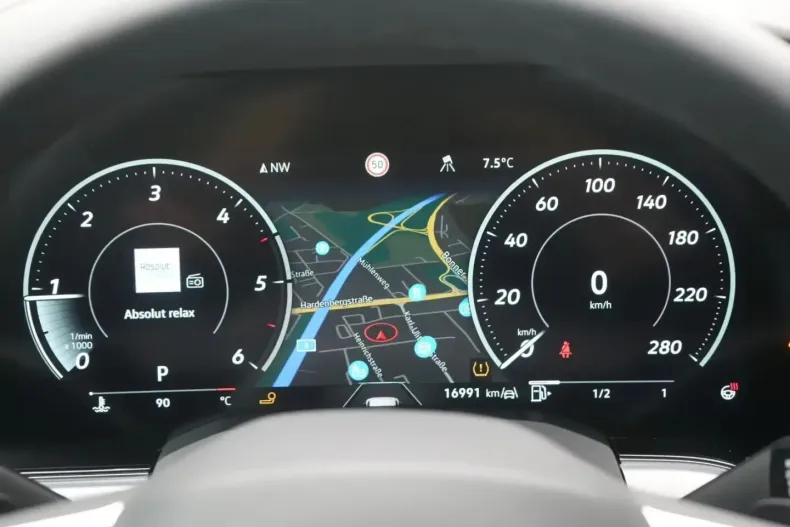 Volkswagen Touareg din 2025 cu 18.000 km - oferta VOL188394 - foto 8