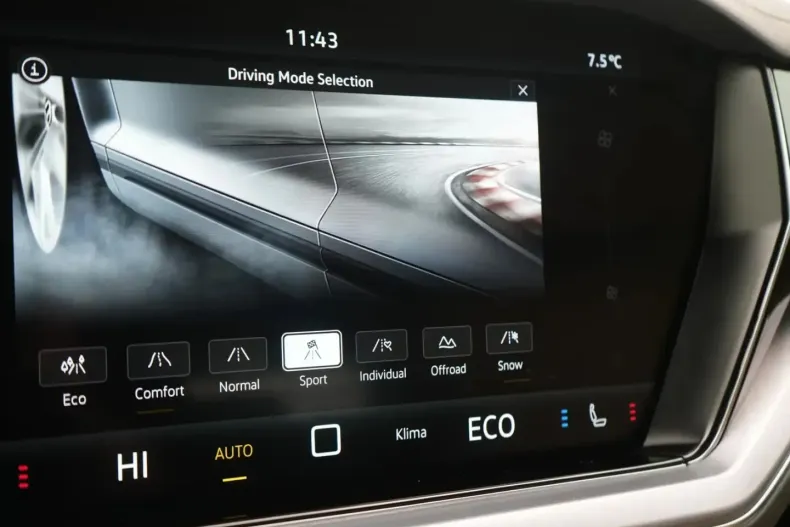 Volkswagen Touareg din 2025 cu 18.000 km - oferta VOL188394 - foto 10