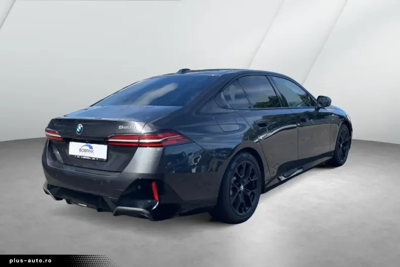 BMW 520 (Seria 5) din 2023 cu 36.298 km - oferta BMW188395 - foto 3