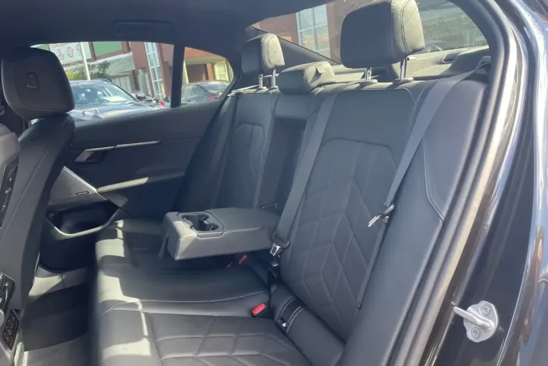 BMW 520 (Seria 5) din 2023 cu 36.298 km - oferta BMW188395 - foto 8