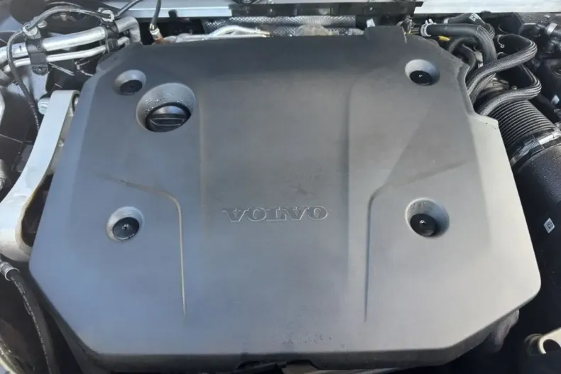 Volvo XC90 din 2024 cu 21.089 km - oferta VOL188396 - foto 14