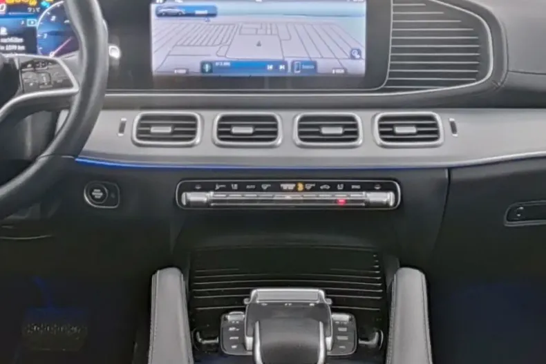 Mercedes-Benz GLE 300 (Clasa GLE) din 2024 cu 24.184 km - oferta MER188399 - foto 4