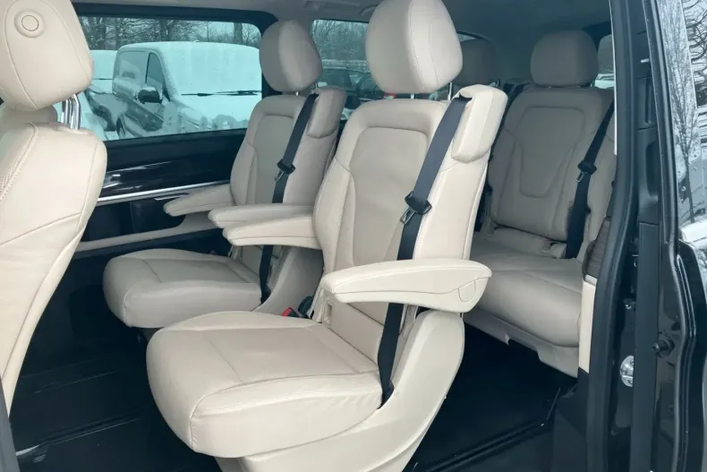 Mercedes-Benz V 300 (Clasa V) din 2023 cu 37.569 km - oferta MER188401 - foto 14