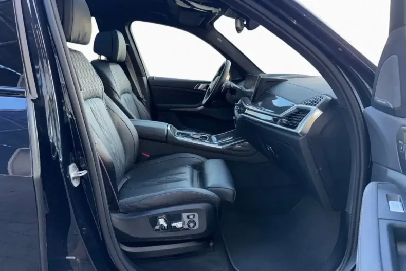 BMW X7 M60 (Seria X) din 2025 cu 26.370 km - oferta BMW188402 - foto 7